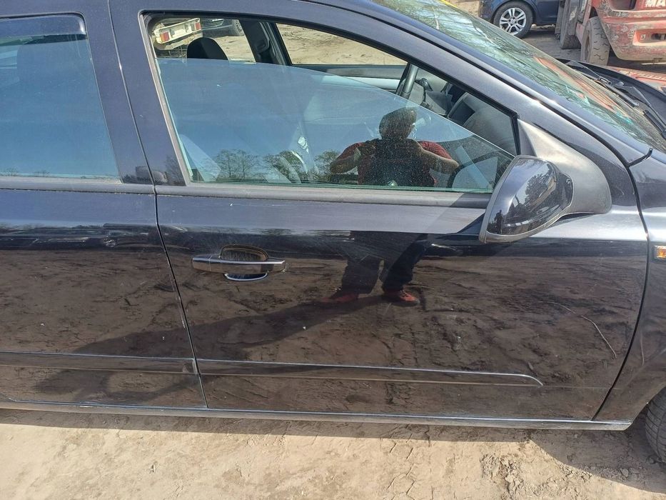 DRZWI KOMPLETNE PRAWY PRZÓD OPEL ASTRA H Z20R