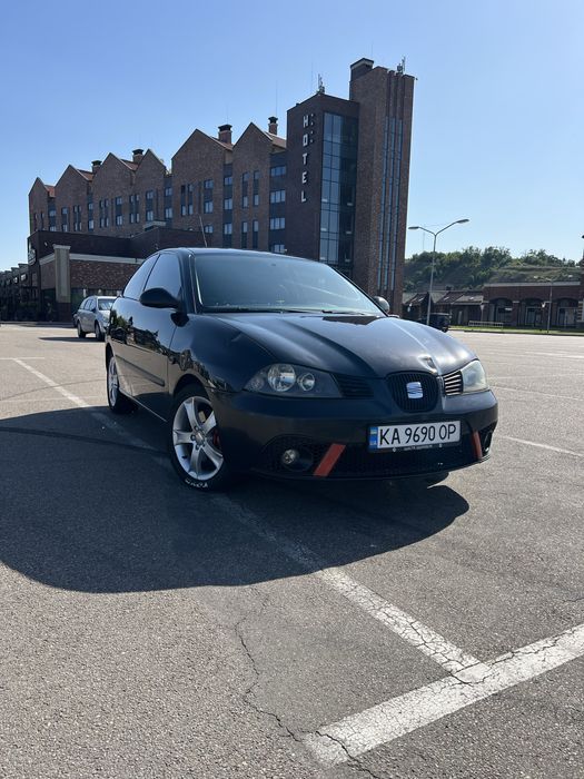 Продам Seat Ibiza 2.0