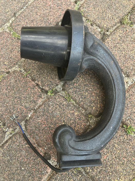 Kinkiet zewnetrzny retro