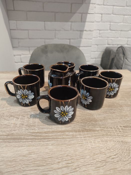 Zestaw kawowy ceramiczny 6 filiżanek,mlecznik,cukiernica..