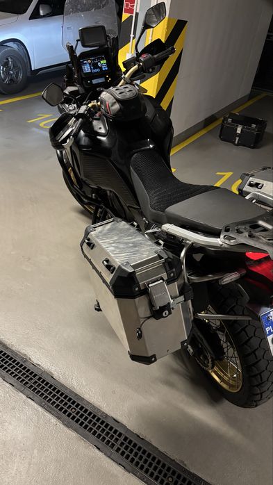 Africa Twin CRF1100 Adv Sport manual z qs z EERA 2020 43kkm Zamiana