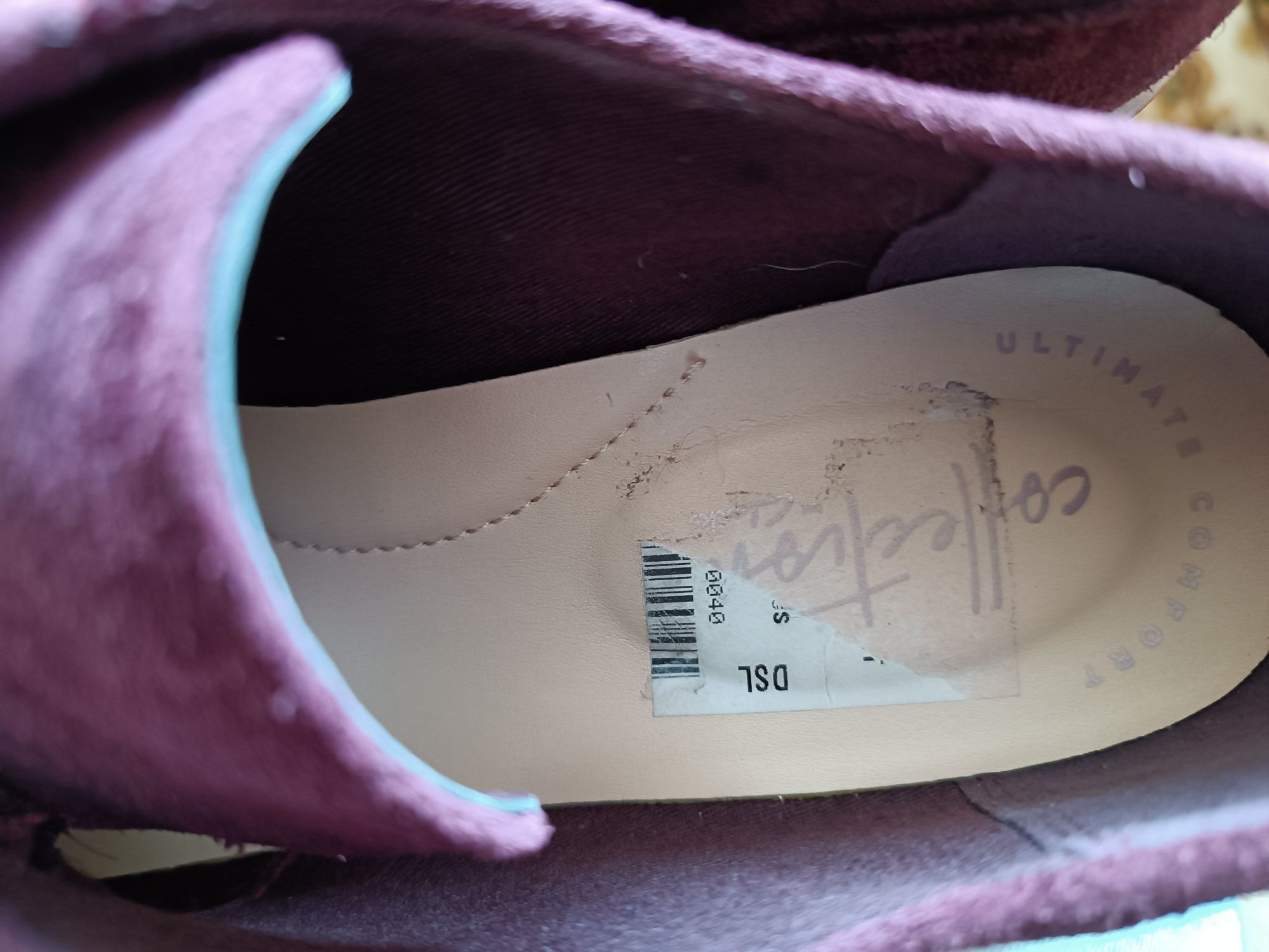 Burgundowie zamszowe półbuty damskie Clarks