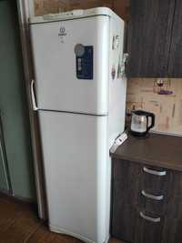 Холодильник indesit под ремонт