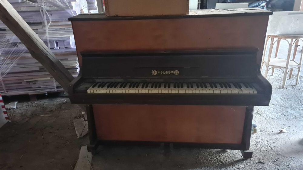 Pianino stare, zabytkowe. Kompletne. Tylko 550 zł!!!