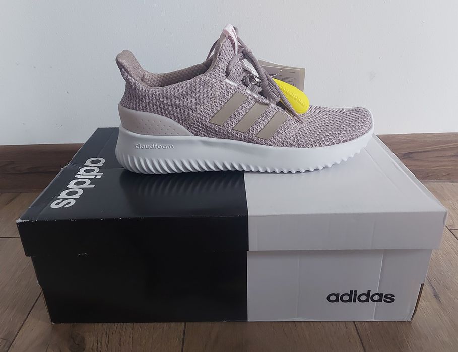 39 1/3 ADIDAS Cloudfoam Ultimate DB0452 NOWE!