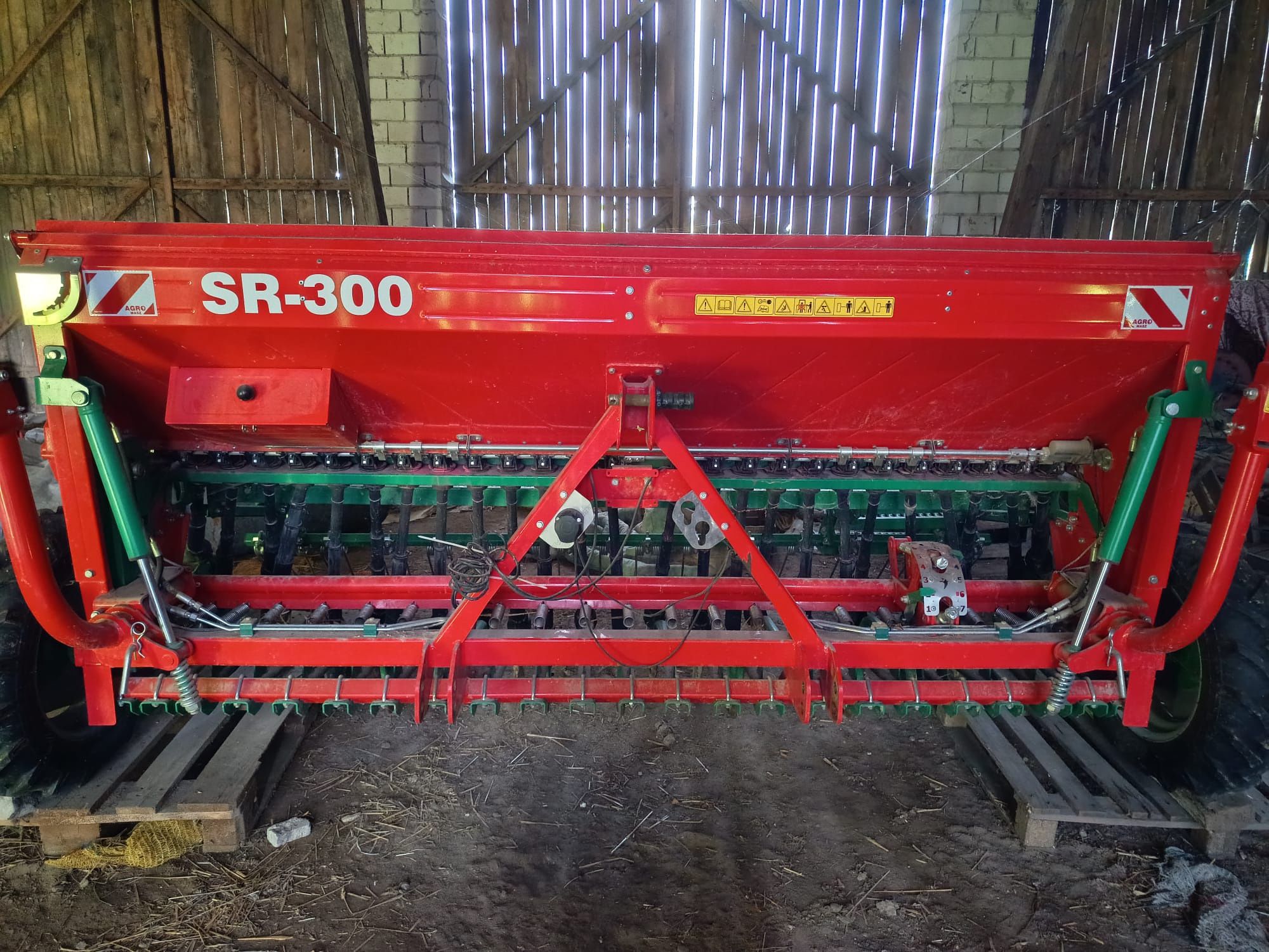 Siewnik Agro-masz SR-300