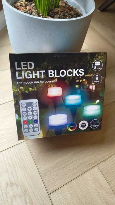 Kolorowe bloczki oświetleniowe lampki ogrodowe LED Girlanda 8 żarówek