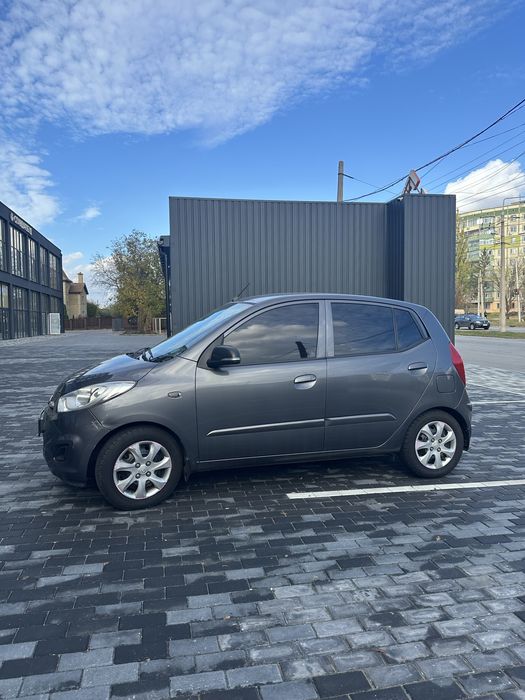 Hyundai i10 2013 рік