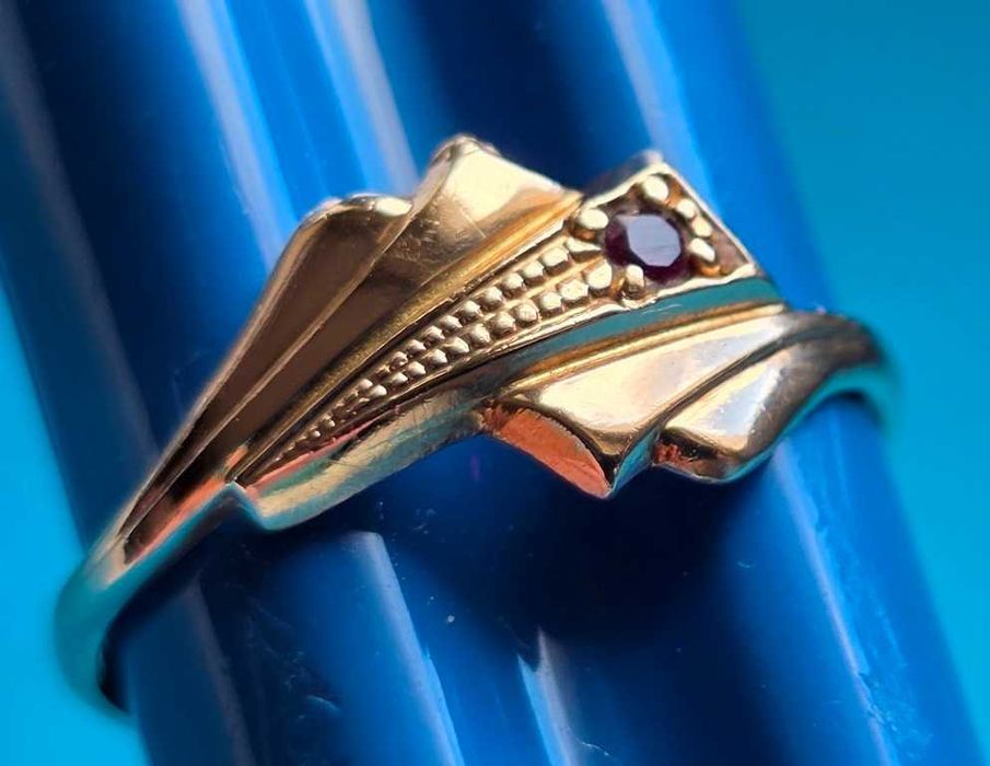 Złoty stary pierścionek z rubinem 1,90 gr.pr.583–przepiękny!