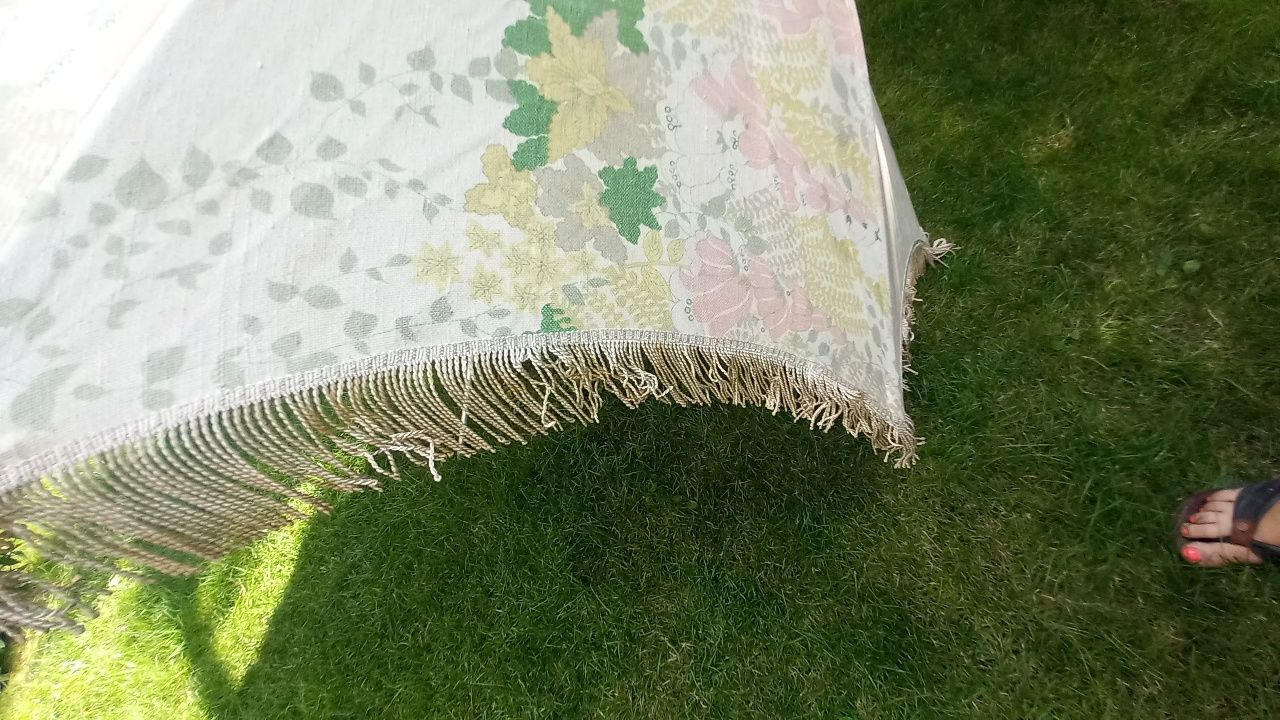 Parasol ogrodowy z fredzlami Szer 200cm PRL