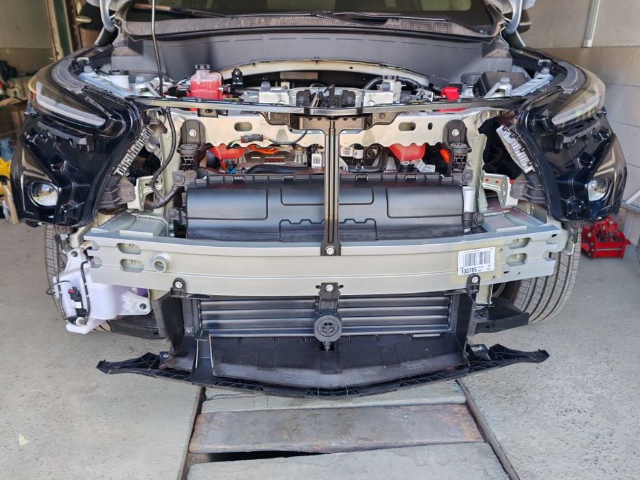 Касета радіаторів,Радіатор охолод,та кондиціонер ChevroletBolt EV EUV