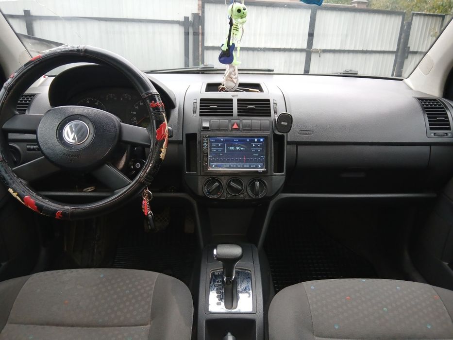 Продам фольцваген поло 1.4 автомат