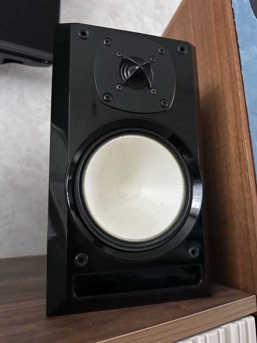 Onkyo D-525