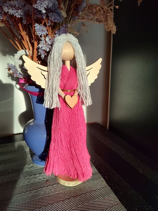 Anioł makrama na podstawce stojący ozdoba handmade