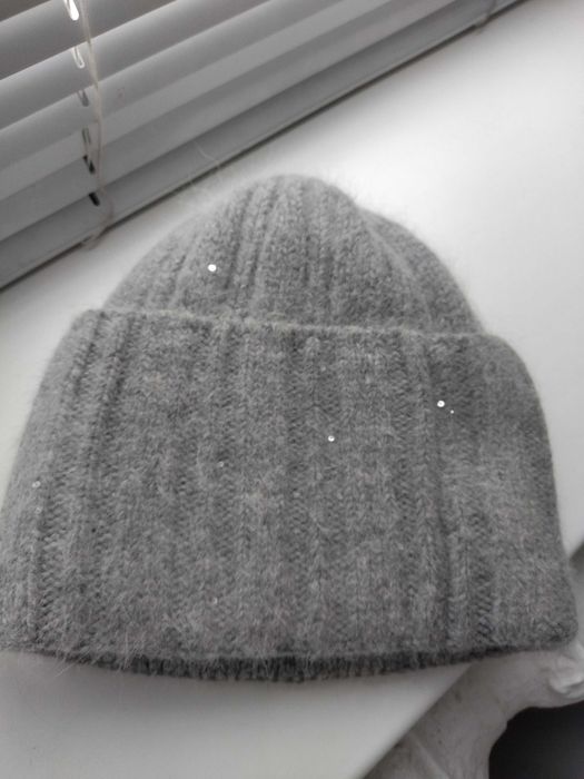 Шапка жіноча тепла