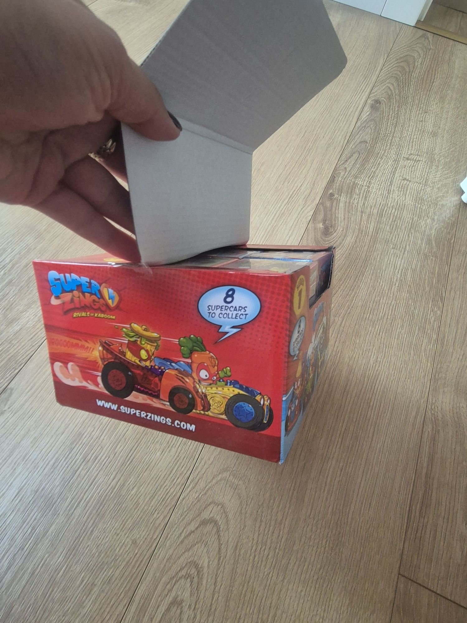 Magic Box Super Zings things seria 1 Rivals of Kaboom autka 8 aut