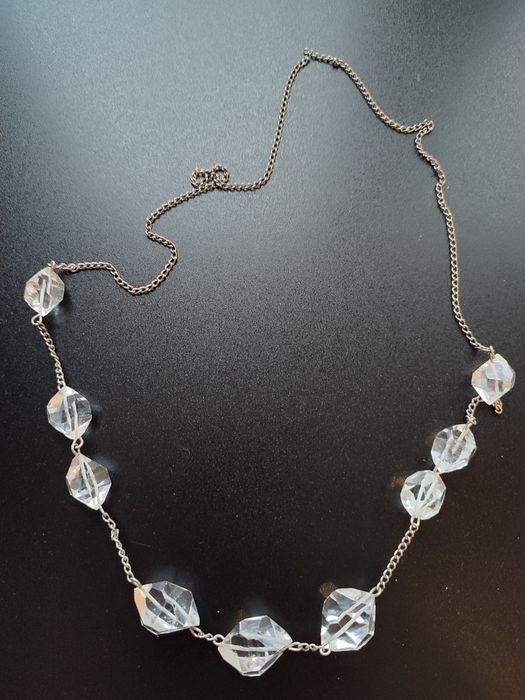 Бусы из горного хрусталя