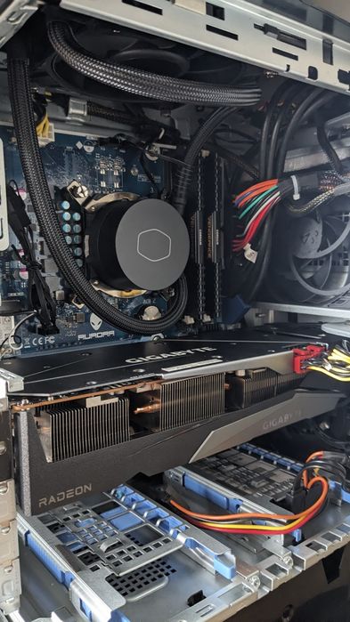 Alienware Aurora R12 | i5-11400f | RX6800 | 32 GB | 1TB