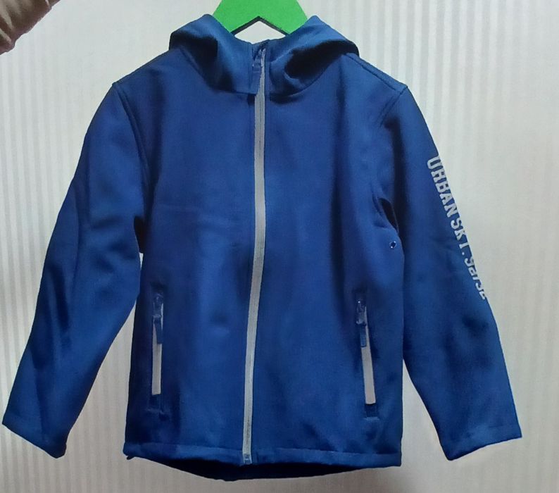 Курта осень, весна Coll club 128 Жилетка 86/92р.