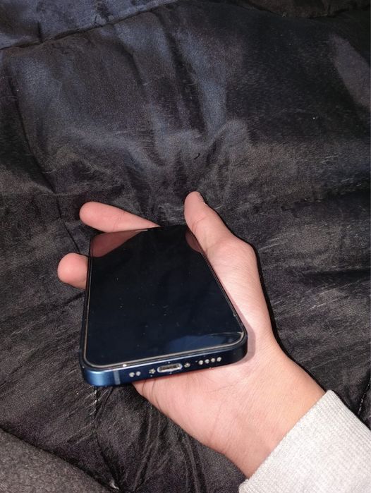 Vendo iPhone 12 Mini — 64GB — Azul