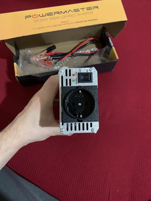 Инвертор Powermaster 12V–220V 1000W