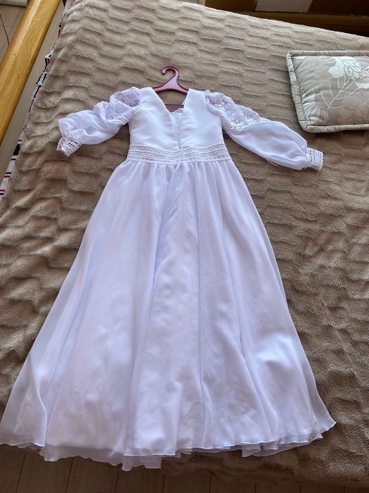 Плаття на причастя