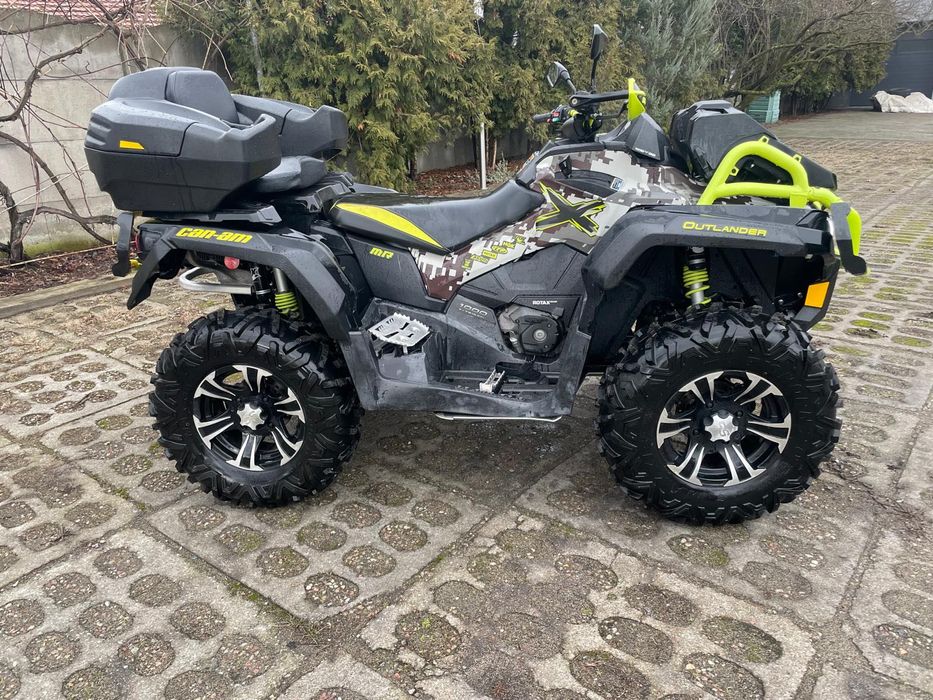 Can-Am Outlander 1000  niski przebieg