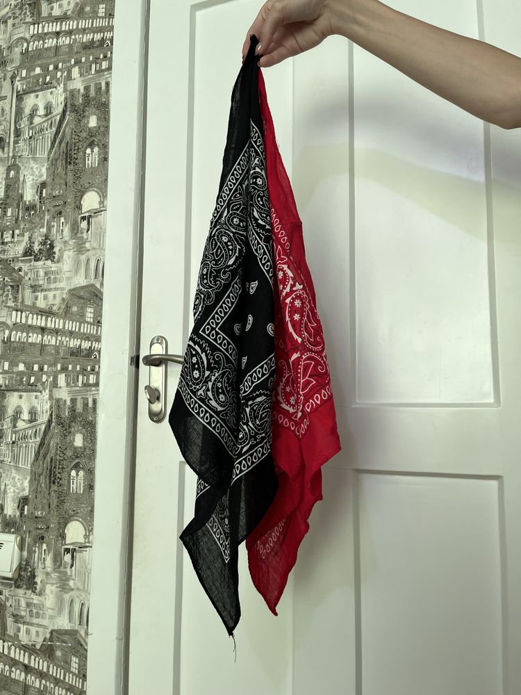Бандана (чорна та червона) Ціна: 50 грн(одна)