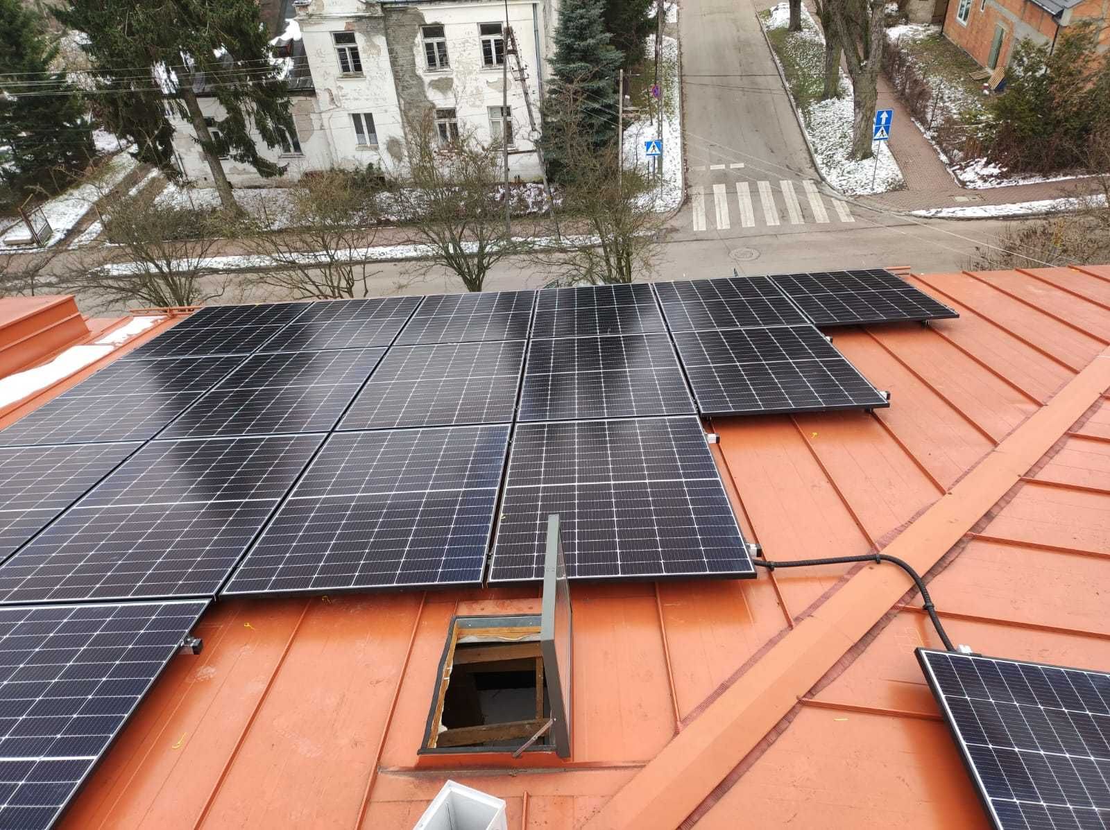 Fotowoltaika instalacja fotowoltaiczna moduły solarne panele słoneczne