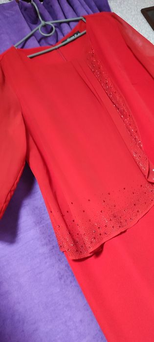 Продам сукню розмір 50