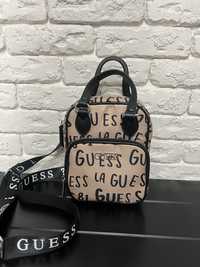 Сумка Guess