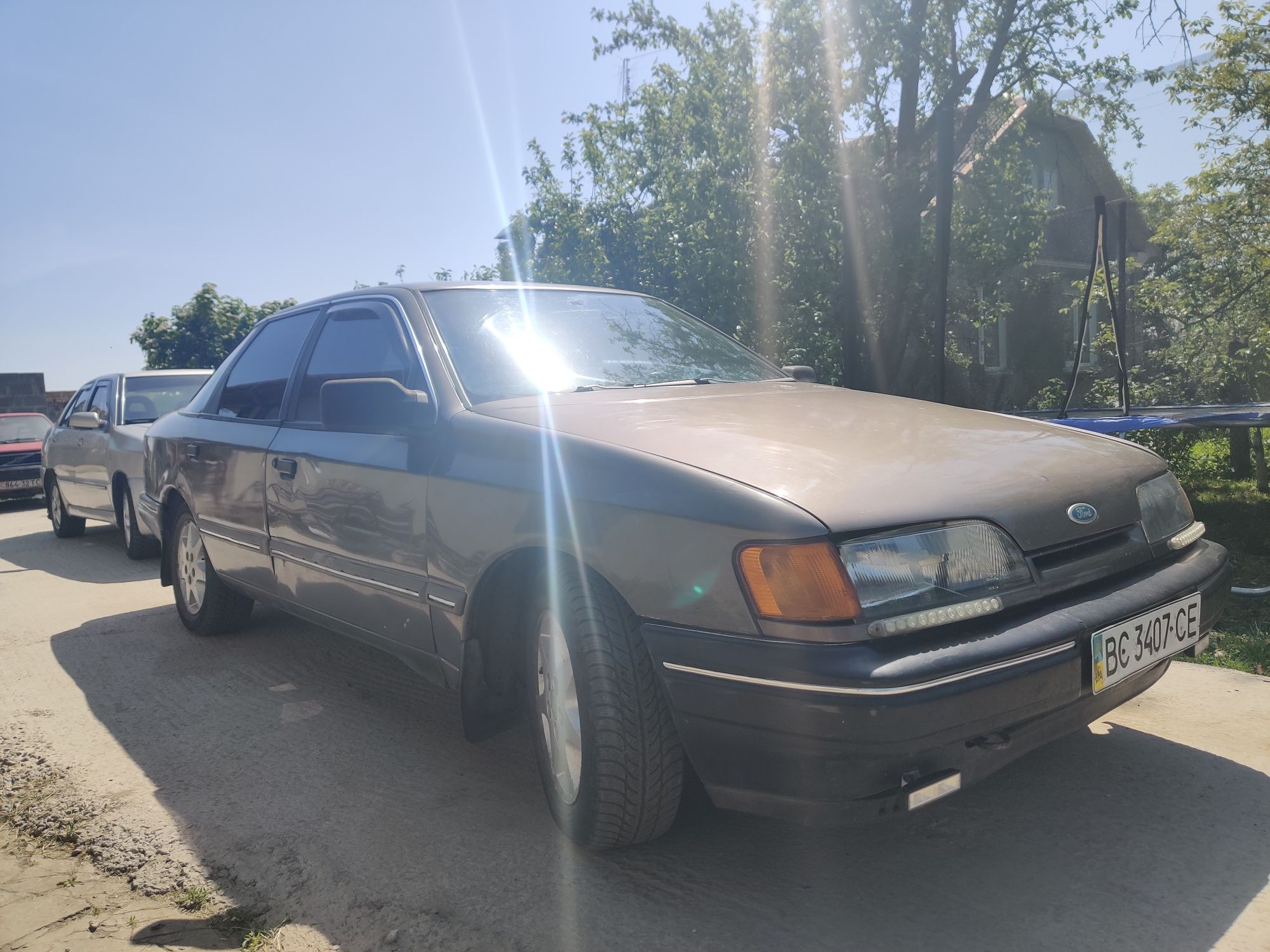 Продам Ford Scorpio