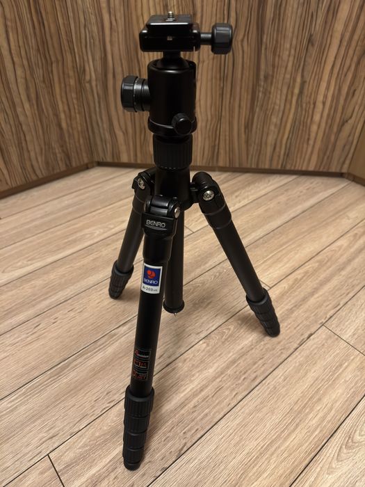 Statyw Benro A269M8 z głowicą B-1