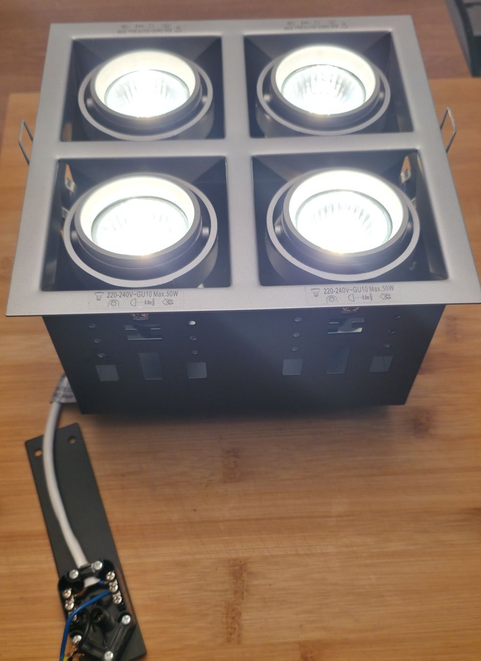 Czteropunktowa oprawa halogenowa Tween Light 4x50W