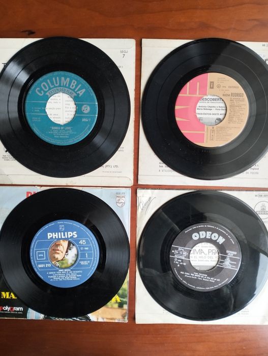 Lote de 4 singles música portuguesa