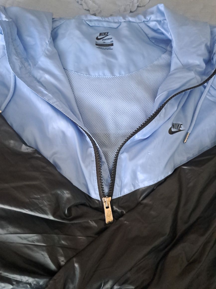 Blusão Nike windrunner Novo