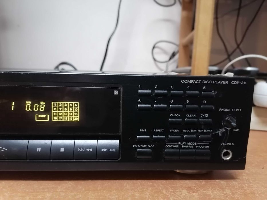 Odtwarzacz CD Sony CDP-311