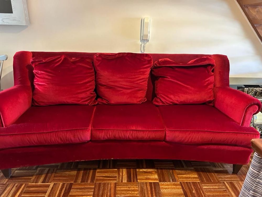 Sofa 3 lugares veludo vermelho