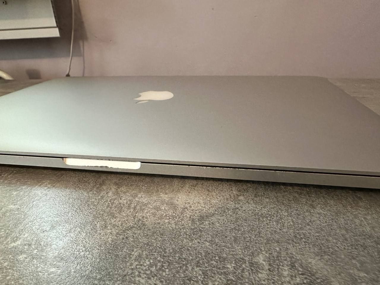 Macbook Pro Retina 15’ ,Mid 2015, 16/256gb