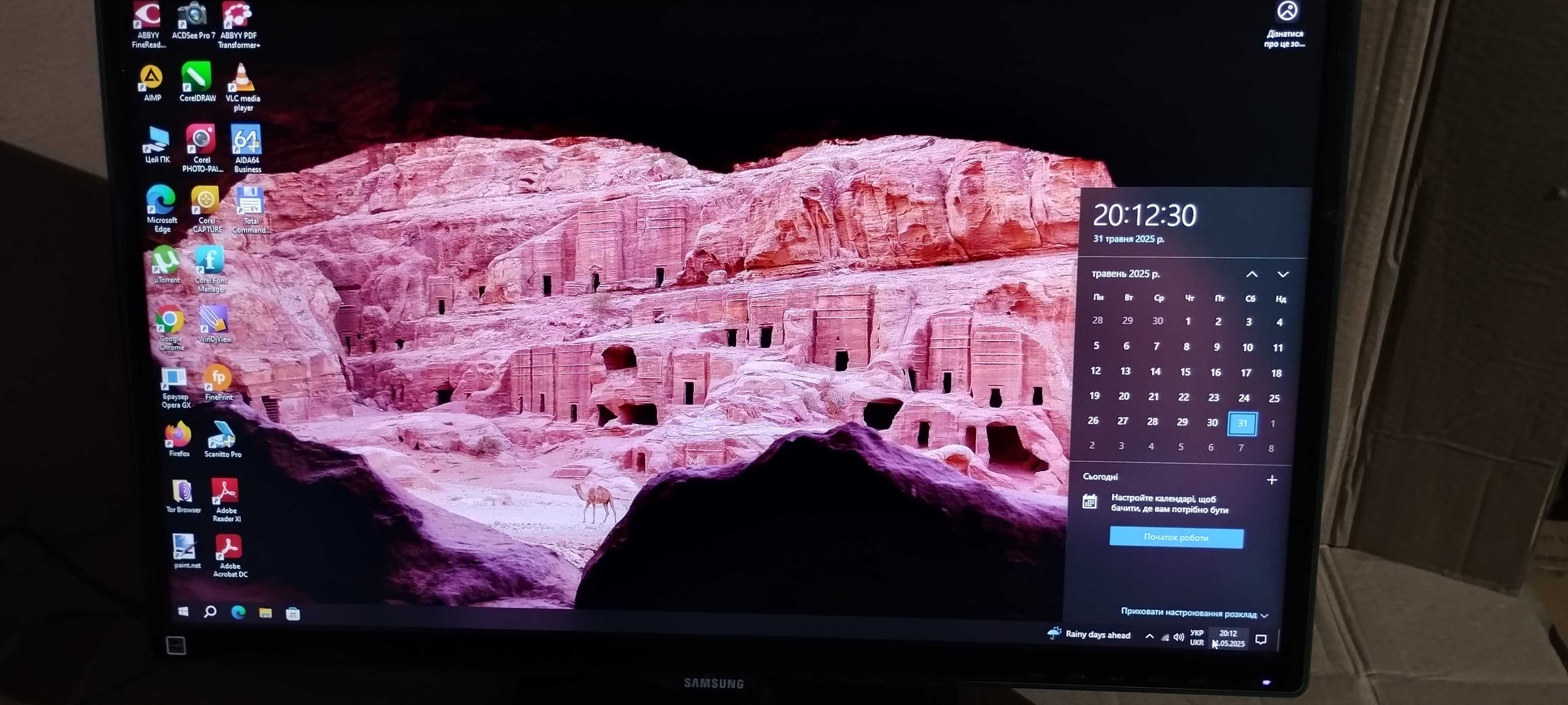 Монітор Samsung LS24D390