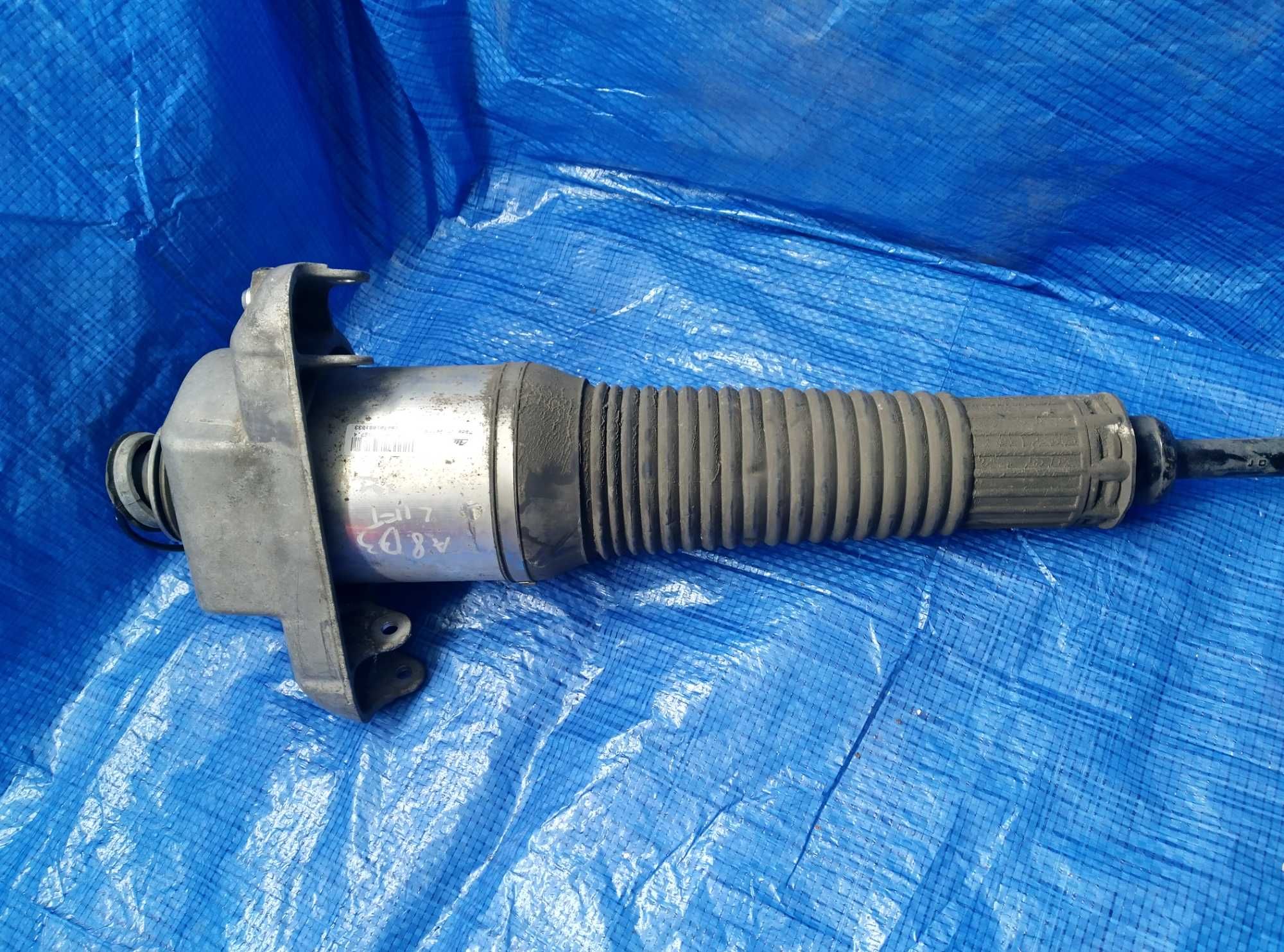 AUDI A8 D3 lift miech przód niski przebieg 4E0.616.039.AH