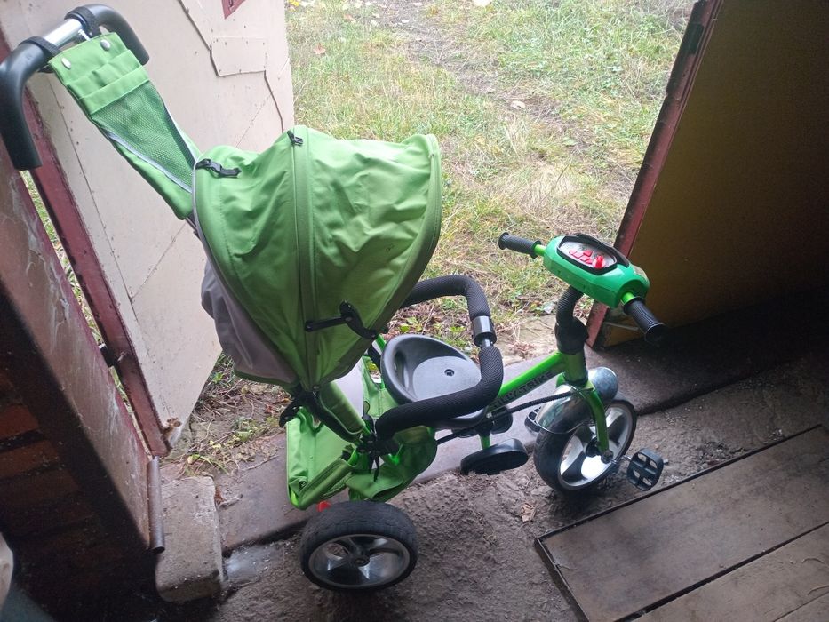 Дитячий триколісний велосипед