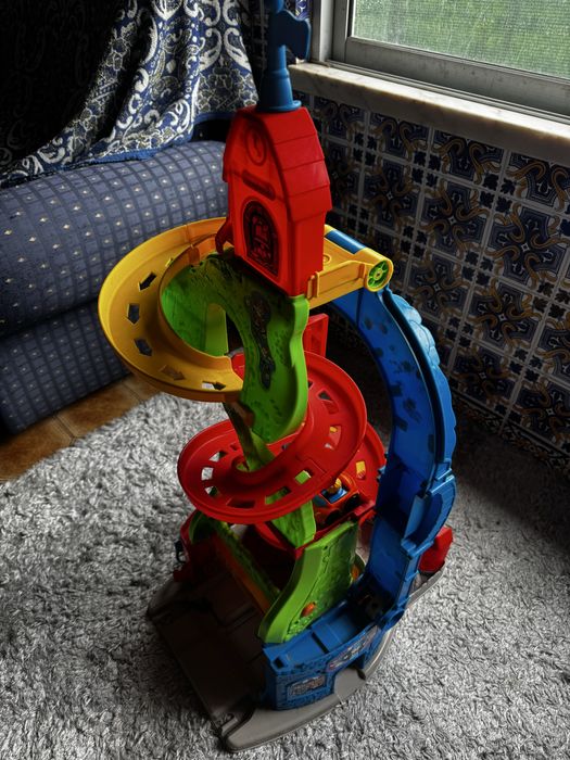 Pista de carros fisher price