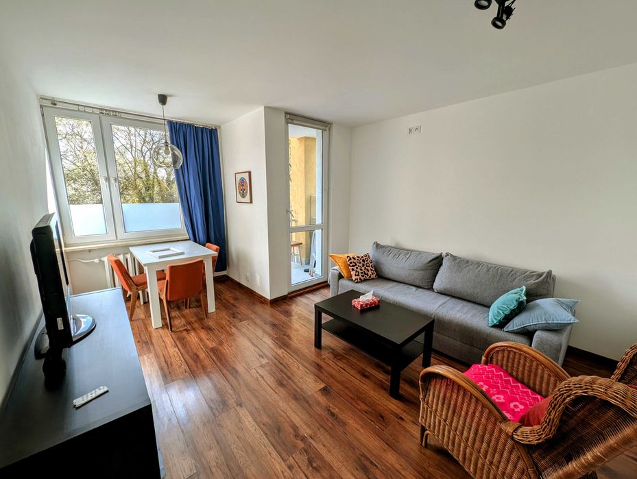 3-pokojowe mieszkanie (55 m²) z balkonem w zielonej okolicy