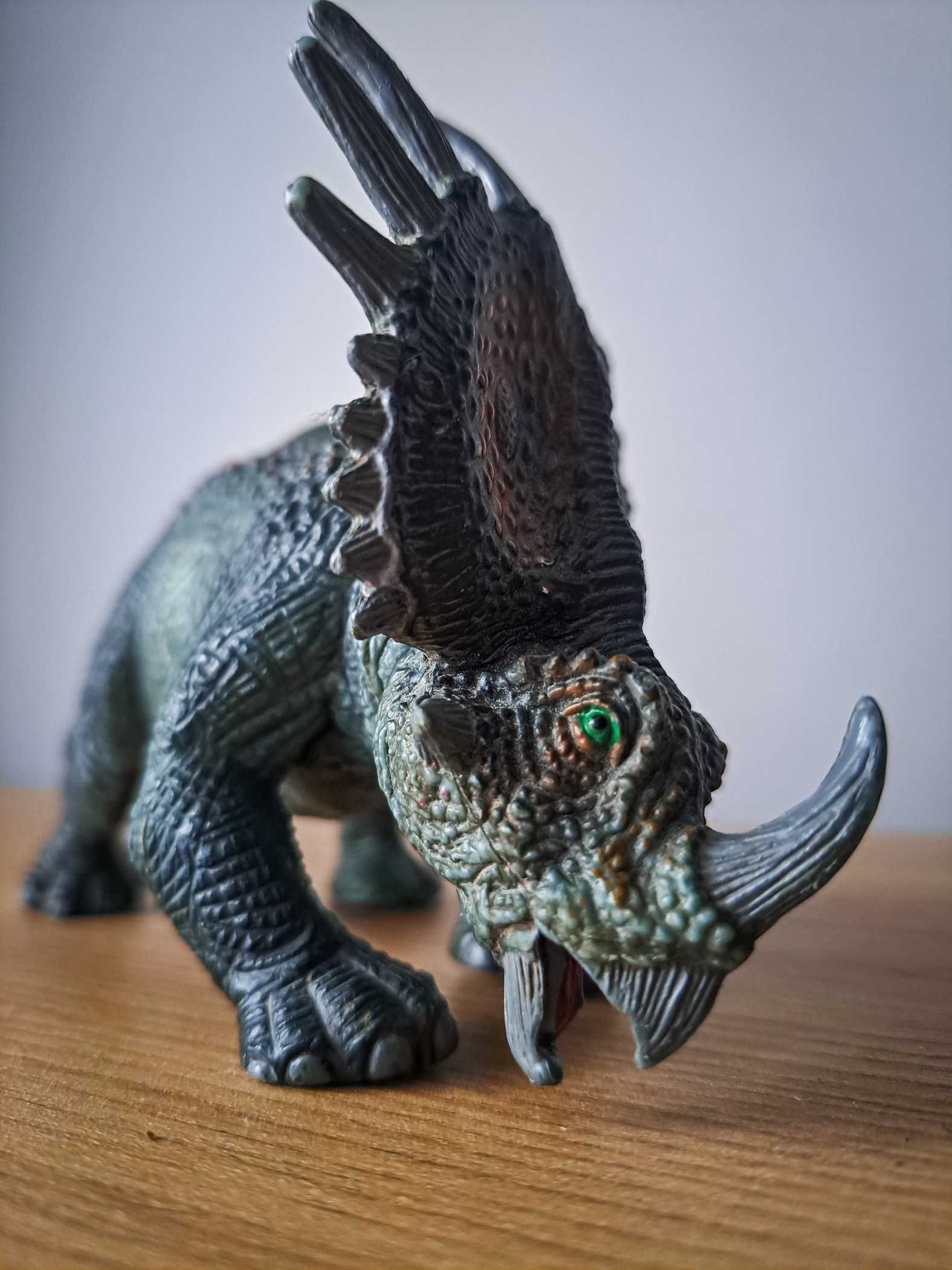 Figurka Dinozaur Styrakozaur Park Jurajski