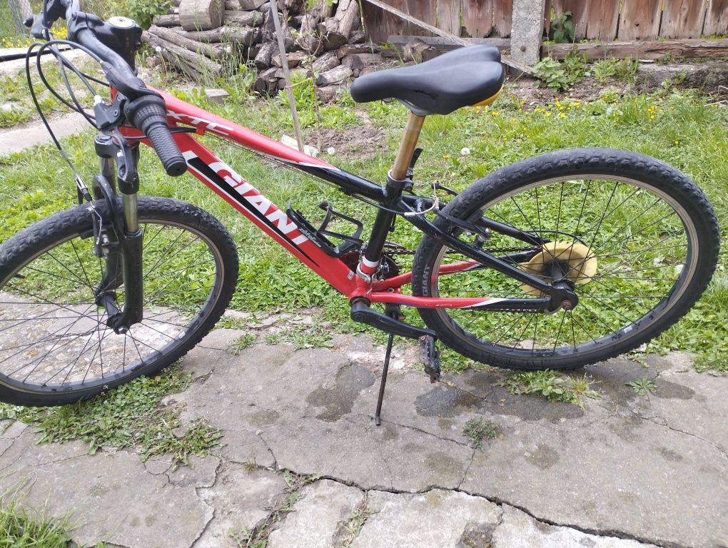 Продаю велосипед GIANT