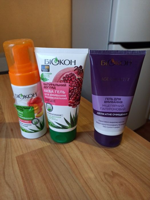 100 грн три засоби для вмивання Біокон, один засіб новий, запечатаний,