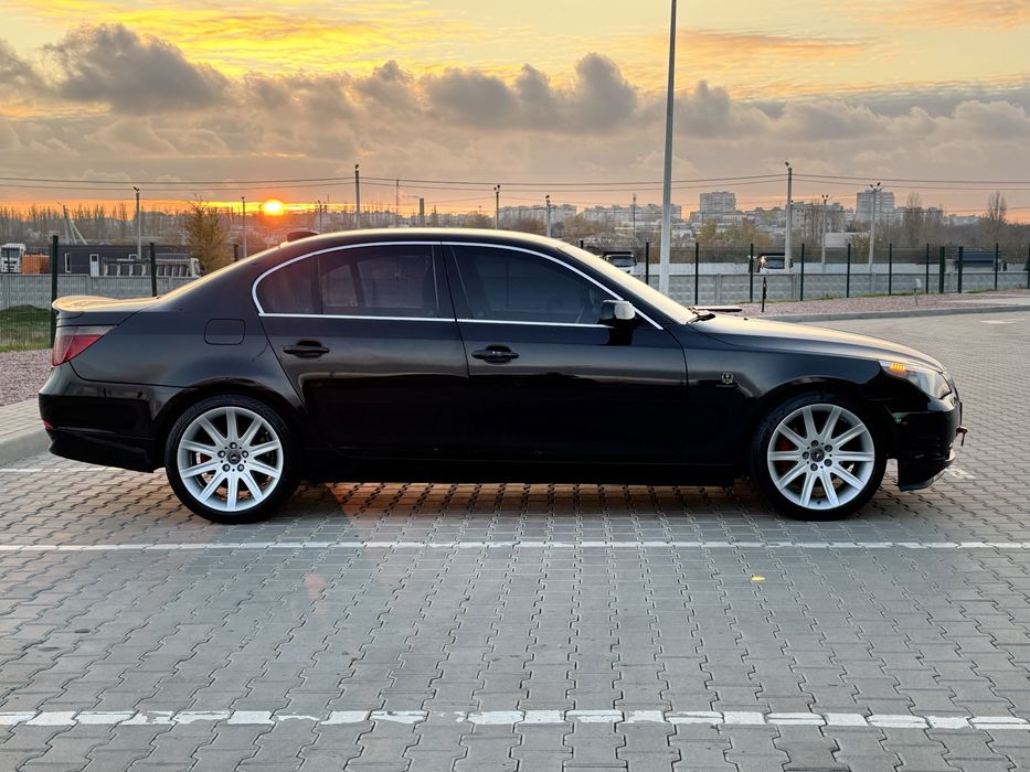 BMW-E60 ,520i , Автомат ,2004 год !