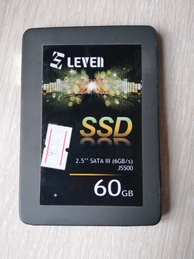 SSD диск  JS 500, 60 гиг 2,5 sata lll  ссдшник продам ссд диск