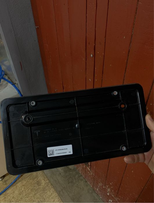 Рамка номерного знаку оригінал Tesla 3/Y